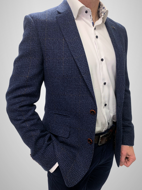 Blue blazer white buttons discount