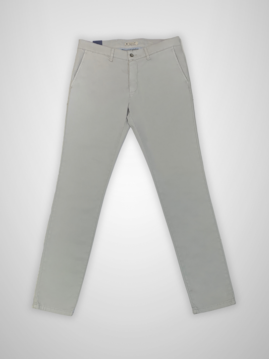 LCDN Slim Fitting Chino - Light Grey